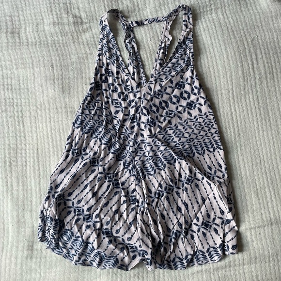 Open back tank/blouse, excellent condition! - Picture 5 of 6